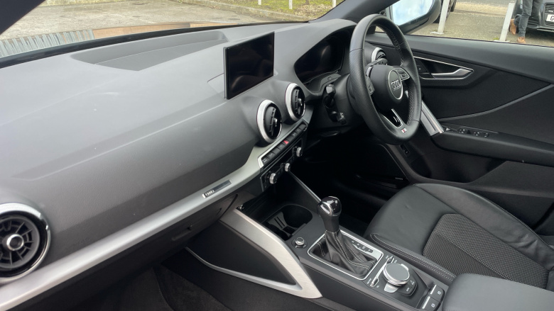 Audi Q2 35 TFSI S Line 5dr S Tronic Petrol Estate